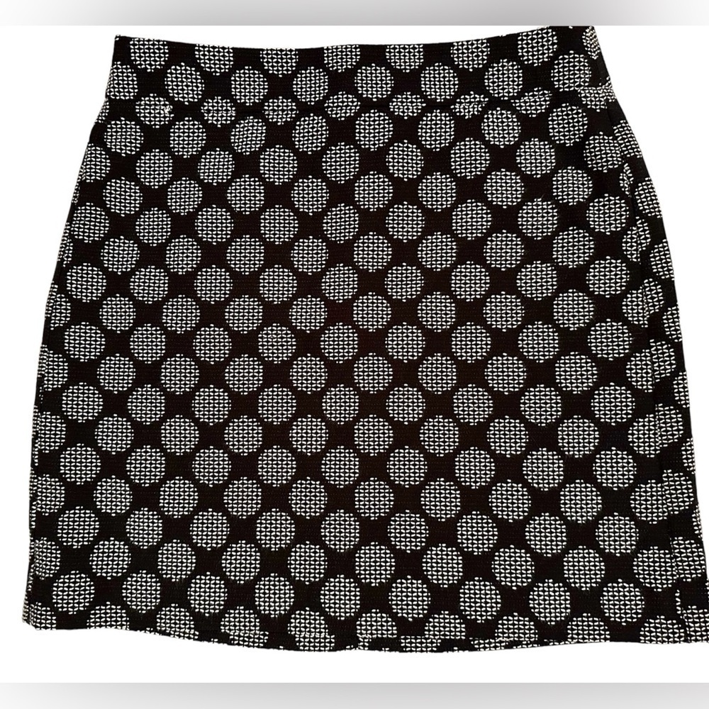 Ann Taylor LOFT black-and-white geometric print mini skirt size 4